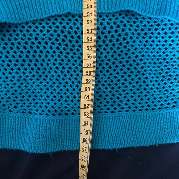 Dolman Sleeve Sweater with DIY pom-poms and tulle ruffle - Picture 8 of 9